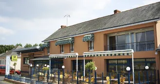 hotel-restaurant-poisson-argent-mesnil-vallee-loire-2 hotel-restaurant-poisson-argent-mesnil-vallee-loire-2