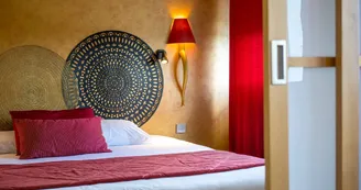 Suite - _28 Suite - _28
