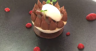 Hotel La Croix Blanche Fontevraud - Dessert au chocolat_11 Hotel La Croix Blanche Fontevraud - Dessert au chocolat_11