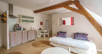 1Ayers Rock - hotel-le-Londres-saumur-Christophe-GAGNEUX-Pixim_DSC7090.jpg - _11 1Ayers Rock - hotel-le-Londres-saumur-Christophe-GAGNEUX-Pixim_DSC7090.jpg - _11