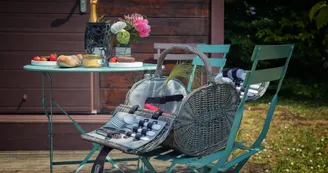 Hôtel Le Chai de la Paleine Carré d'étoiles avec panier campagne - Hébergement insolite avec panier gourmand_5 Hôtel Le Chai de la Paleine Carré d'étoiles avec panier campagne - Hébergement insolite avec panier gourmand_5