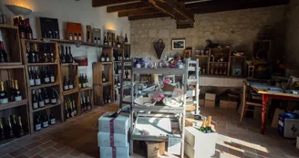 Hôtel Le Chai de la Paleine boutique Produits Locaux - Boutique Vins & produits terroir_8 Hôtel Le Chai de la Paleine boutique Produits Locaux - Boutique Vins & produits terroir_8