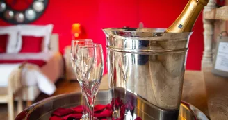Hôtel Le Chai de la Paleine Room service - Séjour romantique_20 Hôtel Le Chai de la Paleine Room service - Séjour romantique_20