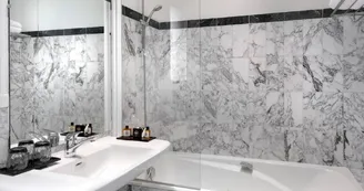 Salle de bain chambre "Deluxe" - salle de bain_8 Salle de bain chambre "Deluxe" - salle de bain_8