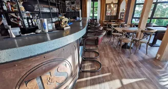 Bar - _11