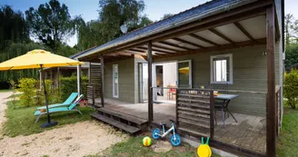 Camping le Pont des Fées - Baugé-en-Anjou - locatif : chalet 4-6 personnes Camping le Pont des Fées - Baugé-en-Anjou - locatif : chalet 4-6 personnes
