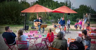 Restaurant Camping Huttopia Saumur - Camping Huttopia Saumur_5 Restaurant Camping Huttopia Saumur - Camping Huttopia Saumur_5