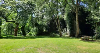 aire-de-pique-nique-le petit coin-bem-beaupréau-osez-mauges-©A.R (12) aire-de-pique-nique-le petit coin-bem-beaupréau-osez-mauges-©A.R (12)