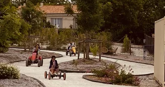 Les Jardins d'Etunia Les Jardins d'Etunia