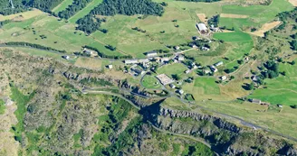 Les coulées basaltiques Les coulées basaltiques
