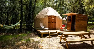Yourtes au Camping Mille Etoiles