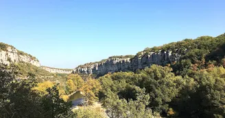 Le Vallon du Savel, voie verte et rivière à côté