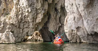 Canoë - Kayak de Vallon à St Martin d'Ardèche - 24 + 8 km / 2 jours avec La Vernède Canoë - Kayak de Vallon à St Martin d'Ardèche - 24 + 8 km / 2 jours avec La Vernède