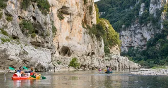 Canoë - Kayak de Vallon à St Martin d'Ardèche - 24 + 8 km / 2 jours avec La Vernède Canoë - Kayak de Vallon à St Martin d'Ardèche - 24 + 8 km / 2 jours avec La Vernède