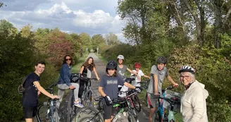 Location de vélos classiques et électriques avec Balazuc Loisirs