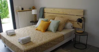 Le Grand Cèdre – 2 chambres d’hôtes Le Grand Cèdre – 2 chambres d’hôtes