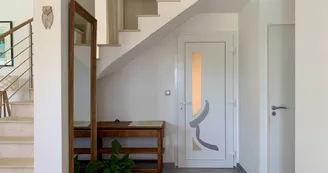 Villa L'Embellie, gîte 3 *, climatisation /grande piscine privée, 6-7 personnes SUD Ardèche