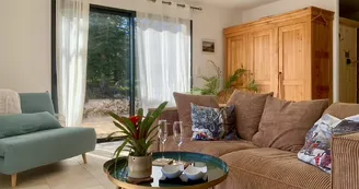 Villa Carpe Diem, gîte bien-être 4 * accessible PMR, climatisation /mini-piscine privée, SPA et sauna 2-3 personnes SUD Ardèche