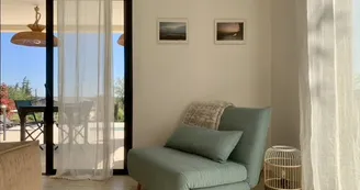 Villa Carpe Diem, gîte bien-être 4 * accessible PMR, climatisation /mini-piscine privée, SPA et sauna 2-3 personnes SUD Ardèche