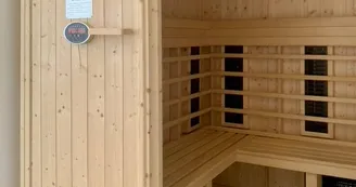 Villa Carpe Diem, gîte bien-être 4 * accessible PMR, climatisation /mini-piscine privée, SPA et sauna 2-3 personnes SUD Ardèche