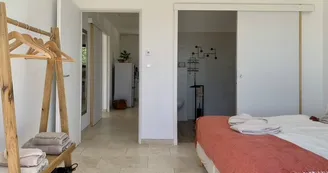 Villa Carpe Diem, gîte bien-être 4 * accessible PMR, climatisation /mini-piscine privée, SPA et sauna 2-3 personnes SUD Ardèche