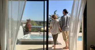 Villa Carpe Diem, gîte bien-être 4 * accessible PMR, climatisation /mini-piscine privée, SPA et sauna 2-3 personnes SUD Ardèche