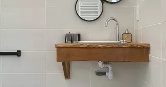 Villa Carpe Diem, gîte bien-être 4 * accessible PMR, climatisation /mini-piscine privée, SPA et sauna 2-3 personnes SUD Ardèche