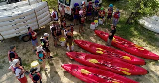 Descente 14 km Balazuc - Ruoms avec Ruoms Bateaux Descente 14 km Balazuc - Ruoms avec Ruoms Bateaux