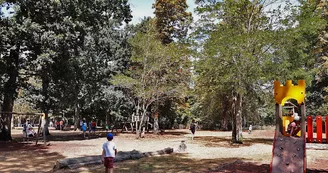 Jeux pour enfants, avant et après la balade. Jeux pour enfants, avant et après la balade.