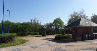 18-Vierzon-aireampingcar-mery