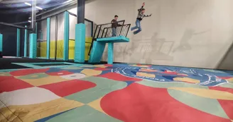 sologne-romorantin-loisirs-enfants-kids-jeu-indoor-game-trampoline-sportindoorconcept©otscs_NM sologne-romorantin-loisirs-enfants-kids-jeu-indoor-game-trampoline-sportindoorconcept©otscs_NM