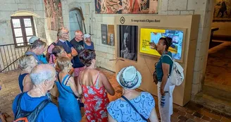 Visite guidée-ville-cité-roayle-loches-valdeloire