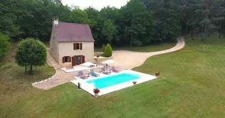 Fonchave avec sa piscine privée au nord de Sarlat_1