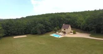 Fonchave avec sa piscine privée au nord de Sarlat_4