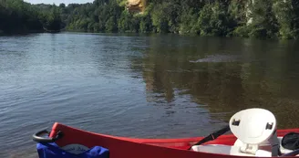 canoes-decouverte-dordogne-riviere-sarlat-perigord-chateau-montfort-canoe-dossier-gratuit