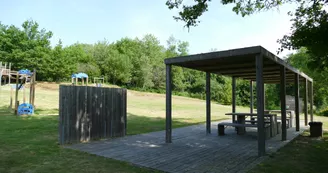 Aire de jeux et de pique-nique Coux
