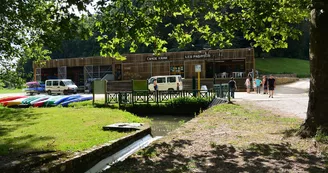 04- Base de Canoë, kayak, Parc de Vounant VIVONNE 04- Base de Canoë, kayak, Parc de Vounant VIVONNE