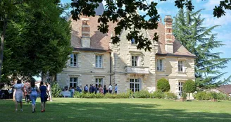 NathalieSylvain-chateau-la-grave-bechade2 (2) NathalieSylvain-chateau-la-grave-bechade2 (2)