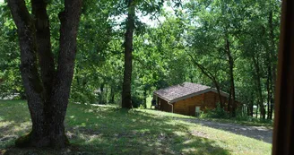 Fontaine de Biron -  Chalets nature