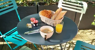 Petit-déjeuner inclus - Hobbit - 4_3 Petit-déjeuner inclus - Hobbit - 4_3