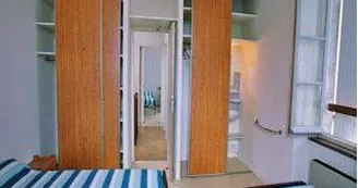 chambre_avec_salle_eau_centre_vacances_la_forge