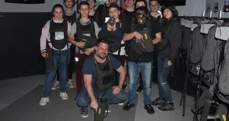 Une équipe de laser gamers