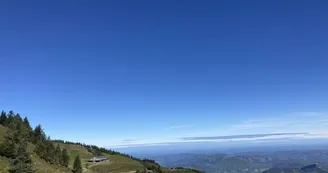 Randonnée à Issarbe, vue sur la vallée de Barétous