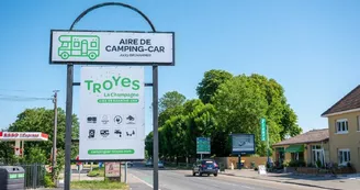 Aire camping-cars de Troyes La Champagne © O. Douard - Troyes La Champagne Tourisme (37).jpg Aire camping-cars de Troyes La Champagne © O. Douard - Troyes La Champagne Tourisme (37).jpg