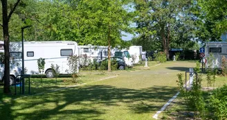 Aire camping-cars de Troyes La Champagne © O. Douard - Troyes La Champagne Tourisme (22).jpg Aire camping-cars de Troyes La Champagne © O. Douard - Troyes La Champagne Tourisme (22).jpg
