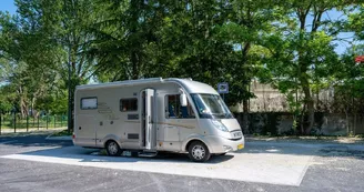 Aire camping-cars de Troyes La Champagne © O. Douard - Troyes La Champagne Tourisme (3).jpg Aire camping-cars de Troyes La Champagne © O. Douard - Troyes La Champagne Tourisme (3).jpg
