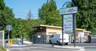 Aire camping-cars de Troyes La Champagne © O. Douard - Troyes La Champagne Tourisme (2).jpg Aire camping-cars de Troyes La Champagne © O. Douard - Troyes La Champagne Tourisme (2).jpg