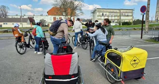 Location de vélos avec remorques pour les enfants et les chiens