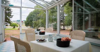 Hôtel Restaurant "L'Auberge du port"
