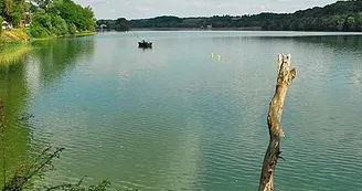 Lac de Charmes Lac de Charmes